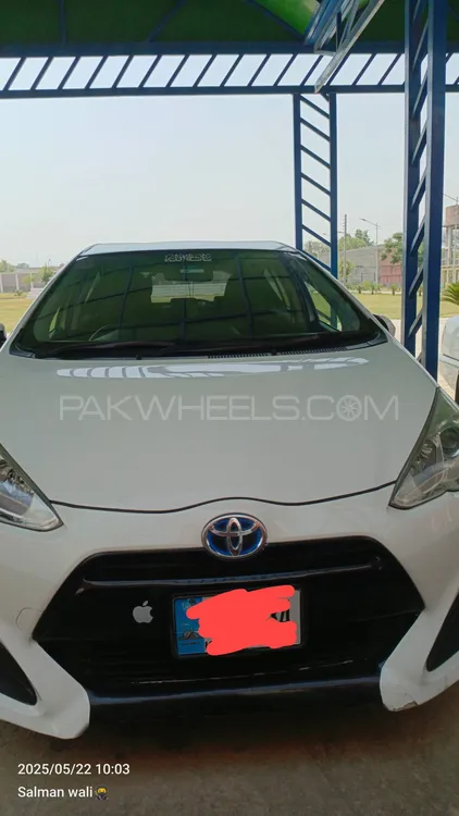Toyota Aqua 2015 for Sale in Haripur Image-1