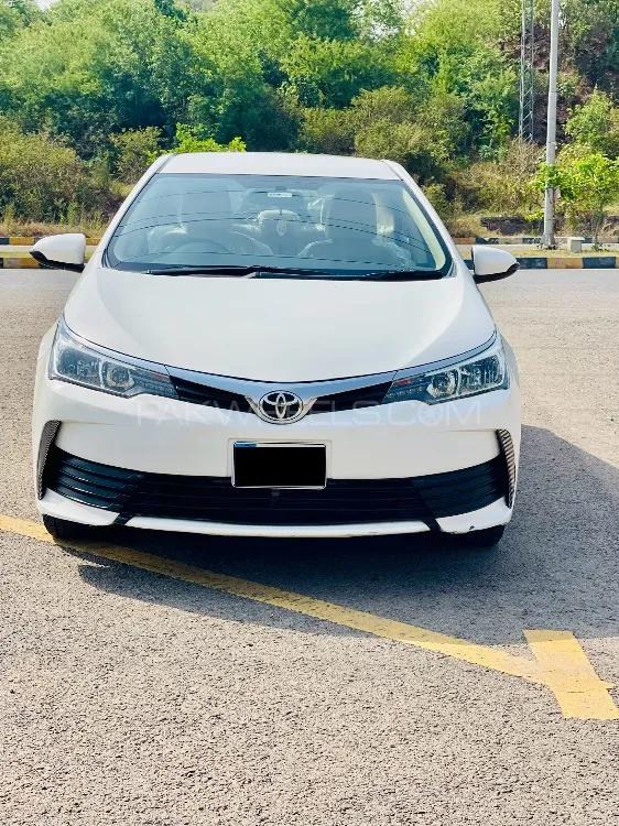 Toyota Corolla 2018 for Sale in Islamabad Image-1