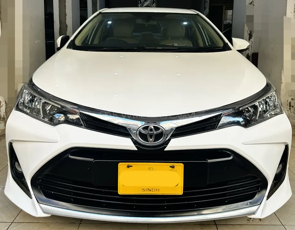Toyota Corolla 2020 for Sale in Karachi Image-1