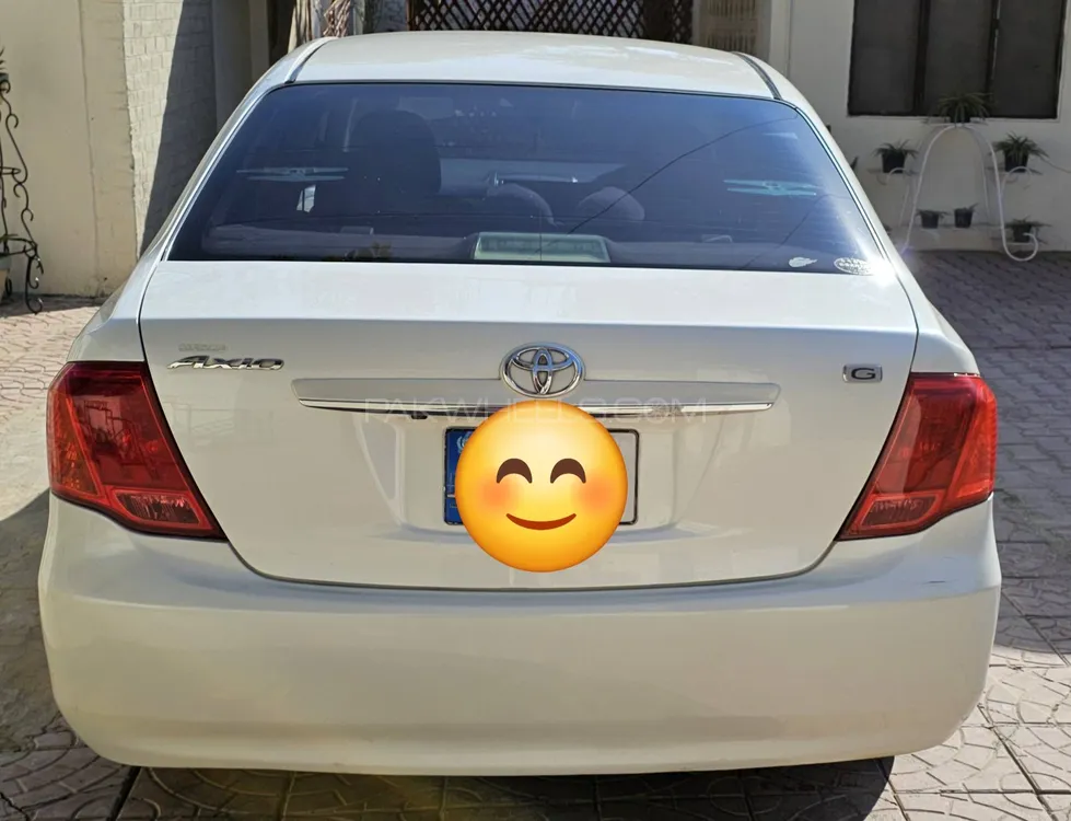 Toyota Corolla Axio 2007 for Sale in Lahore Toyota Corolla Axio 2007 for Sale in Lahore Image-2