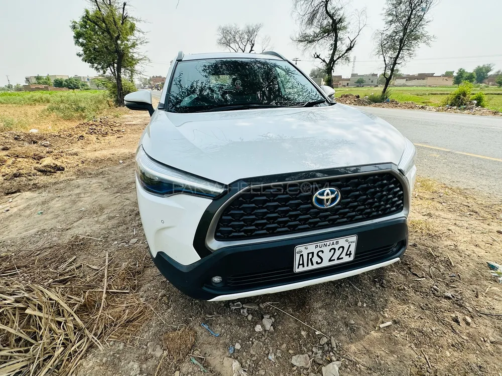 Toyota Corolla Cross 2024 for Sale in Bahawalnagar Image-1
