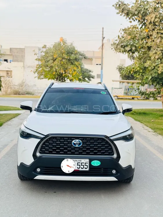 Toyota Corolla Cross 2024 for Sale in Multan Image-1