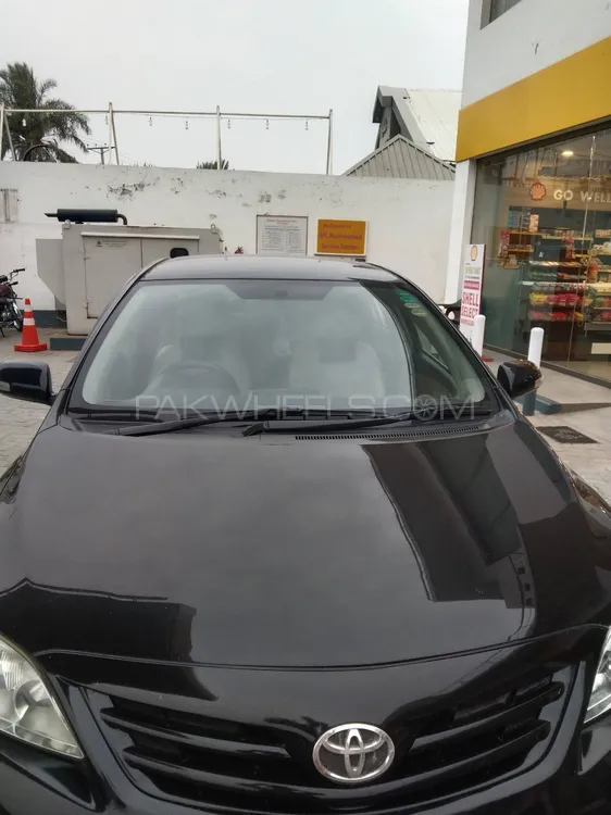 Toyota Corolla 2011 for Sale in Multan Image-1
