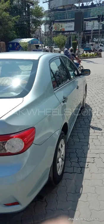 Toyota Corolla 2013 for Sale in Islamabad Image-1