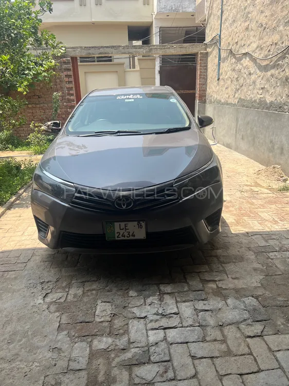 Toyota Corolla 2015 for Sale in Mandi bahauddin Image-1