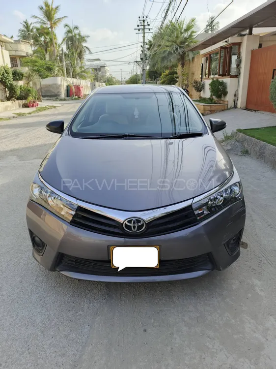 Toyota Corolla 2016 for Sale in Karachi Image-1