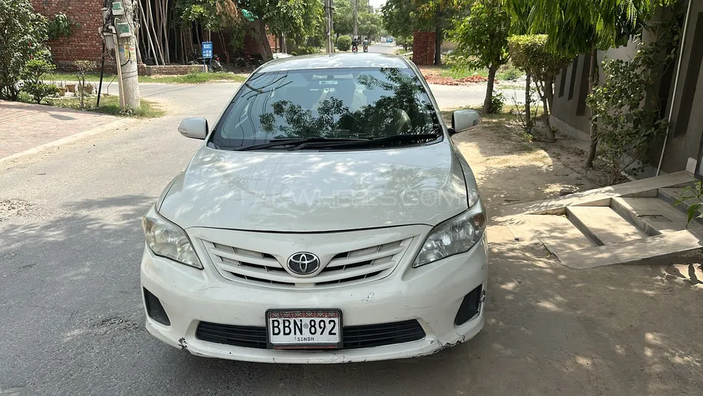 Toyota Corolla 2014 for Sale in Lahore Image-1
