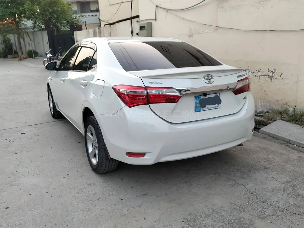 Toyota Corolla 2016 for Sale in Rawalpindi Image-1