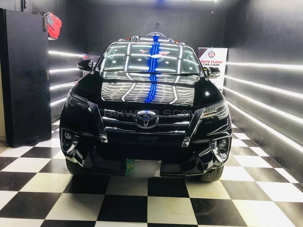 Toyota Fortuner 2018 for Sale in Multan Image-1