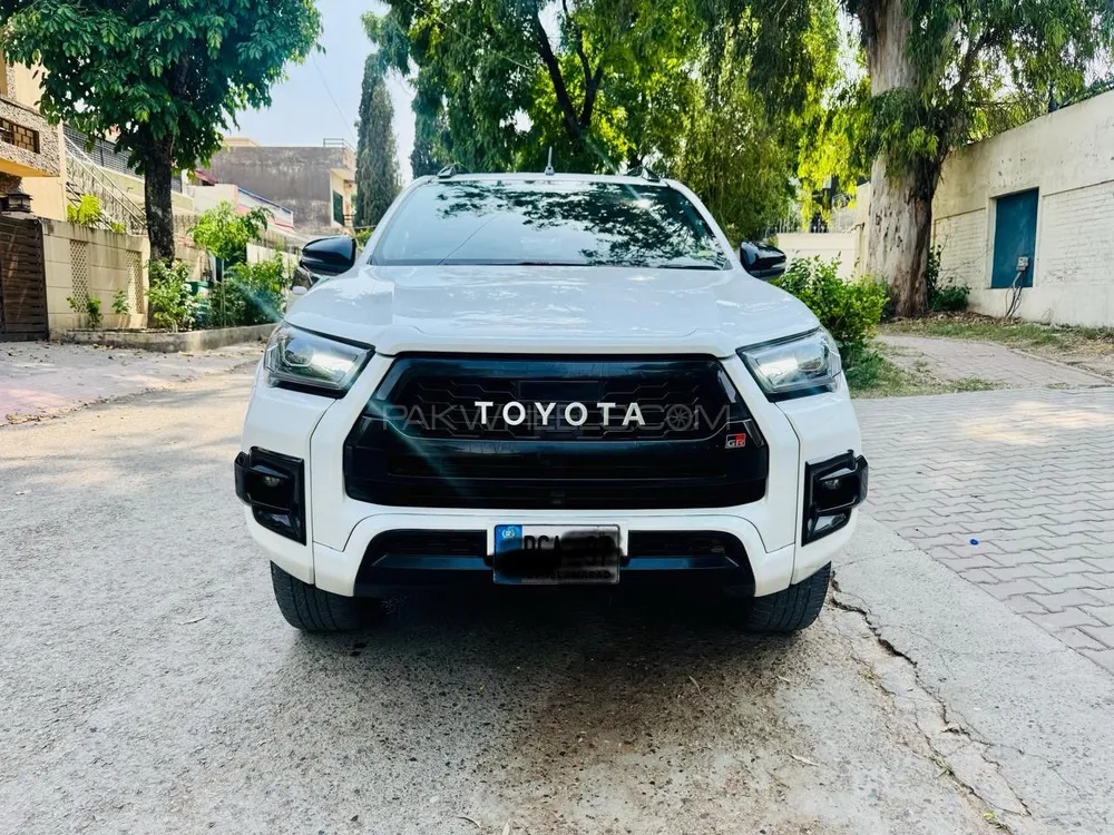 Toyota Hilux 2023 for Sale in Islamabad Image-1