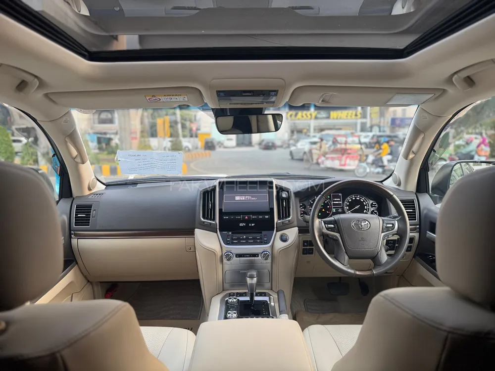 Toyota Land Cruiser 2019 for Sale in Lahore Image-1