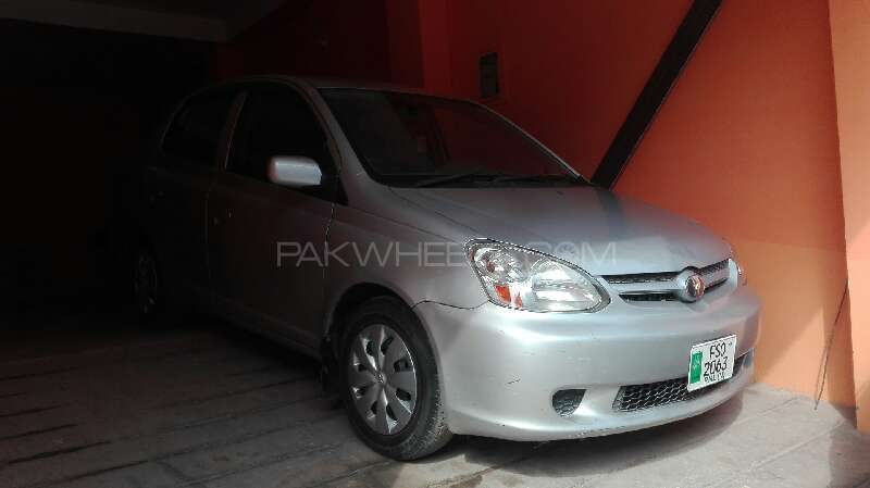 Toyota Platz 2003 for Sale in Faisalabad Image-1