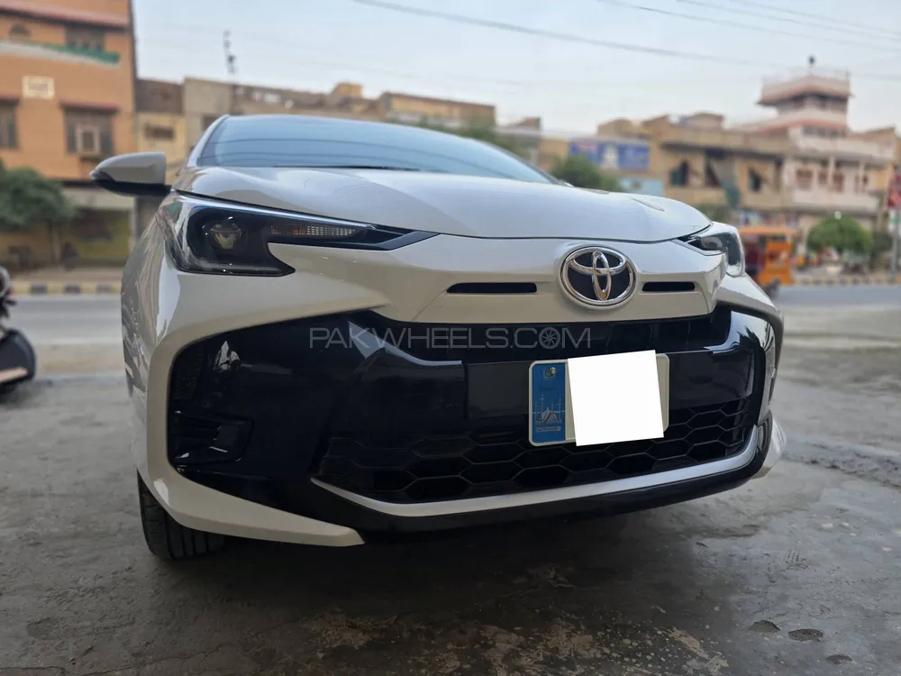 ٹویوٹا یارس سیڈان 2024 for Sale in سرگودھا Image-1