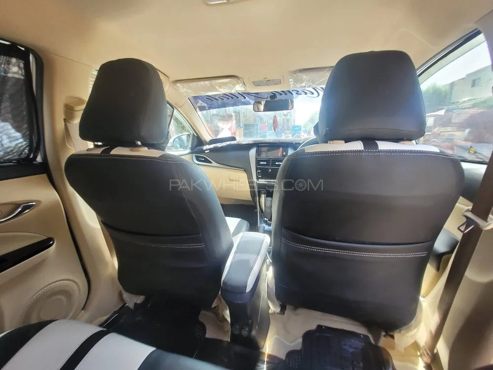Toyota Yaris Sedan 2023 for Sale in Karachi Image-1