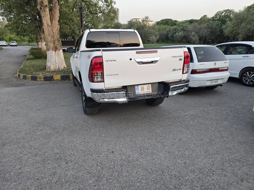 Toyota Hilux 2020 for Sale in Islamabad Image-1