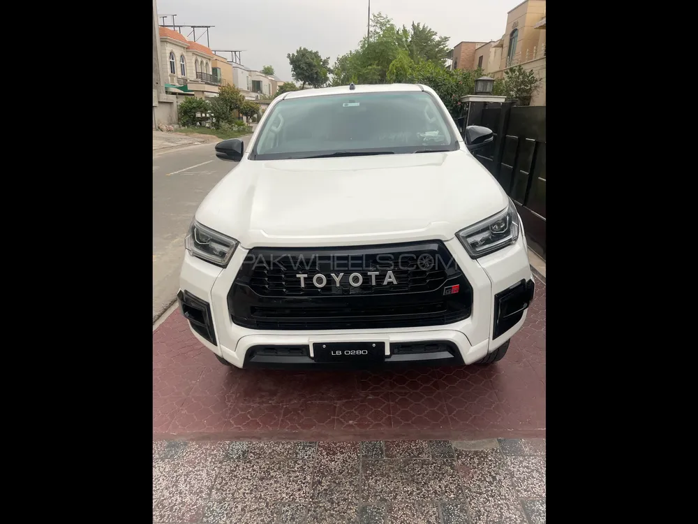 Toyota Hilux 2022 for Sale in Faisalabad Image-1