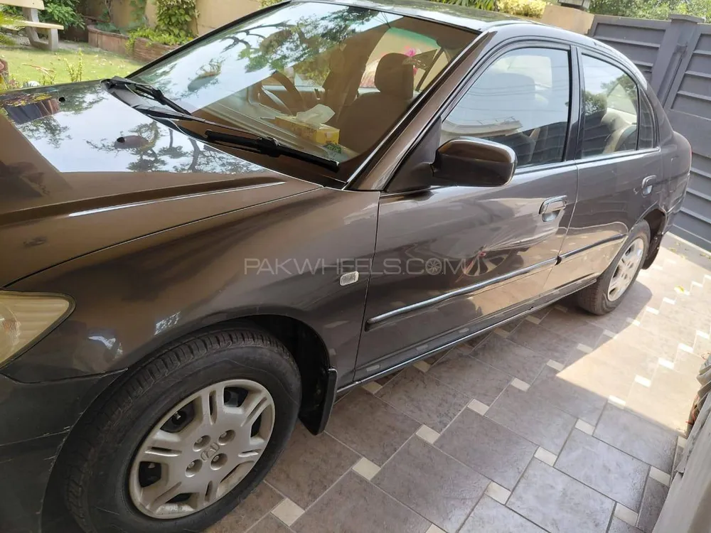 Honda Civic 2004 for Sale in Lahore Image-1