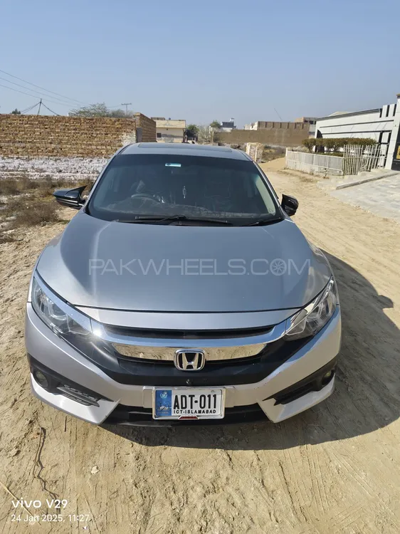 Honda Civic 2017 for Sale in Haroonabad Image-1