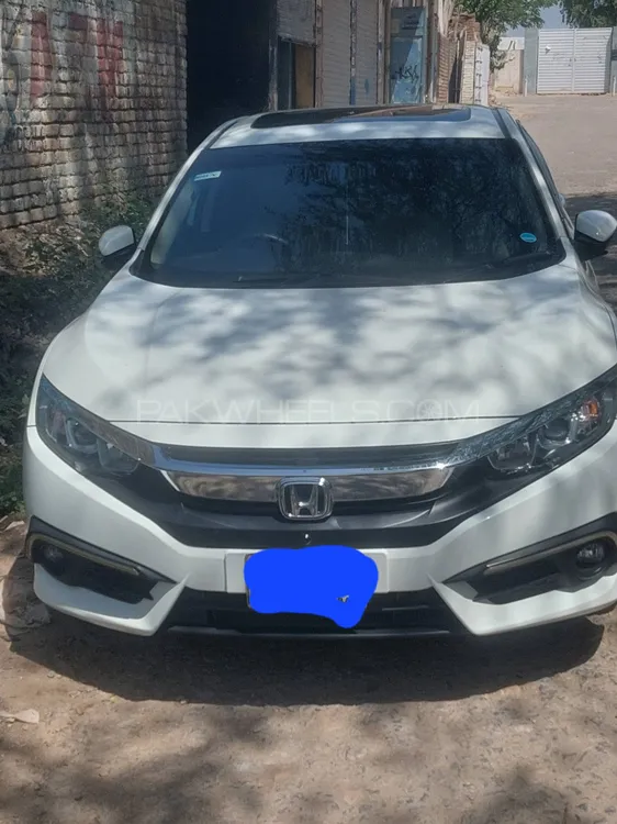 Honda Civic 2018 for Sale in Kohat Image-1