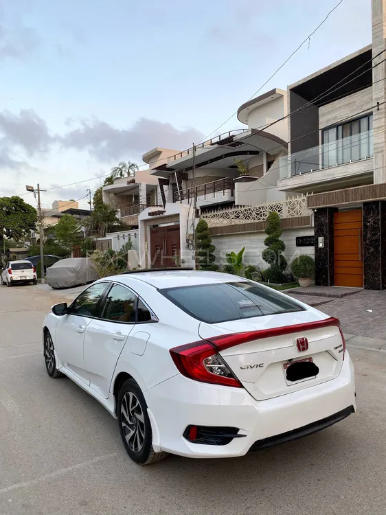 ہونڈا سوک 2018 for Sale in کراچی Image-1