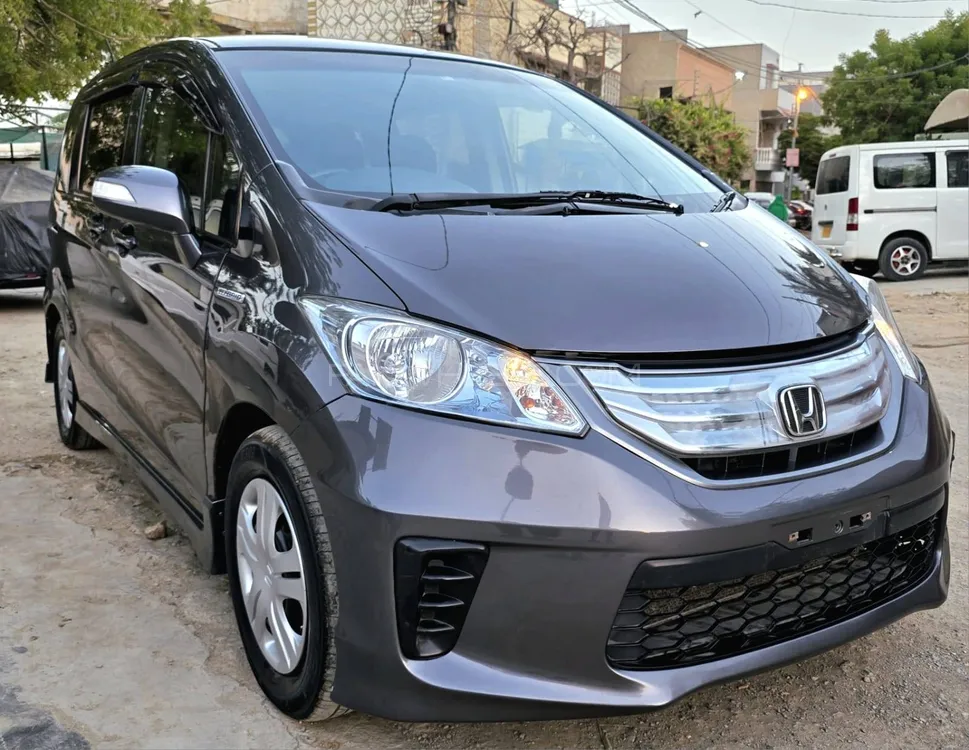Honda Freed 2014 for Sale in Karachi Image-1