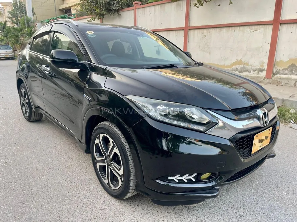 Honda Vezel 2014 for Sale in Karachi Image-1