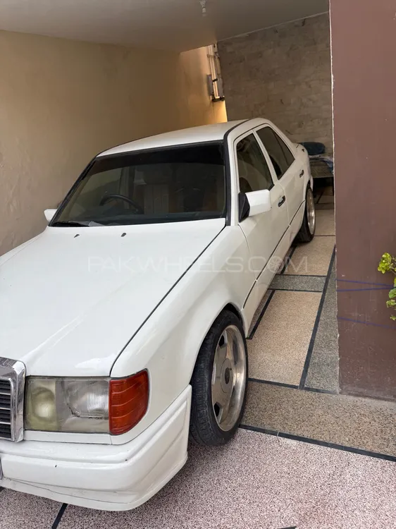 Mercedes Benz E Class 1989 for Sale in Rawalpindi Image-1