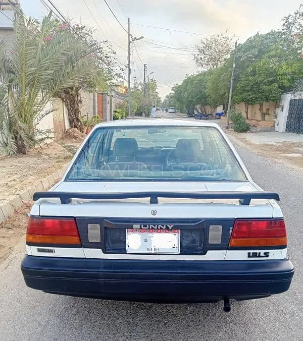 Nissan Sunny 1988 for Sale in Karachi Image-1
