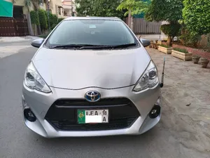 Toyota Aqua S 2015 for Sale