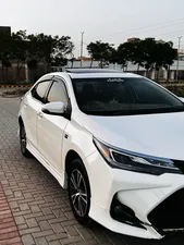 Toyota Corolla Altis Grande CVT-i 1.8 2019 for Sale