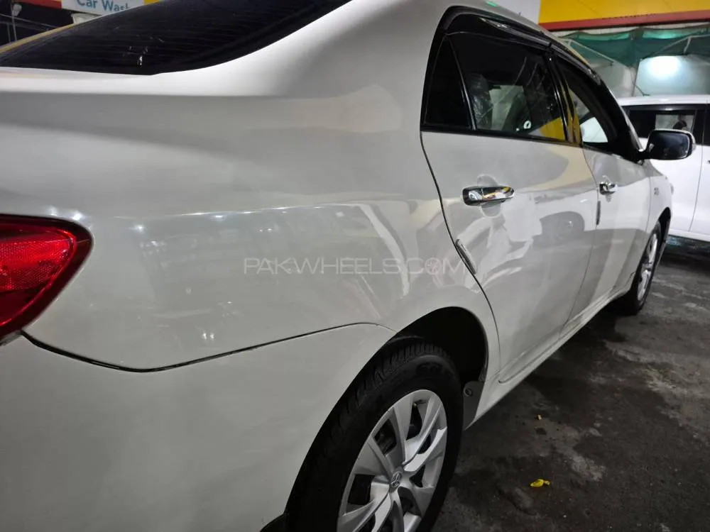 Toyota Corolla 2013 for Sale in Peshawar Image-1