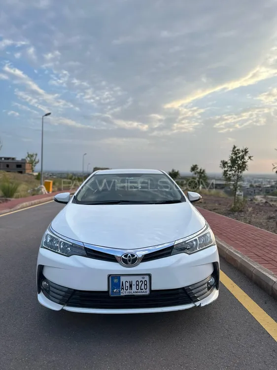 Toyota Corolla 2017 for Sale in Islamabad Image-1