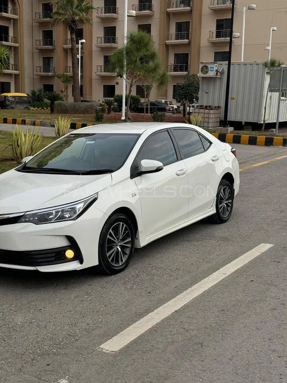 Toyota Corolla 2018 for Sale in Islamabad Image-1