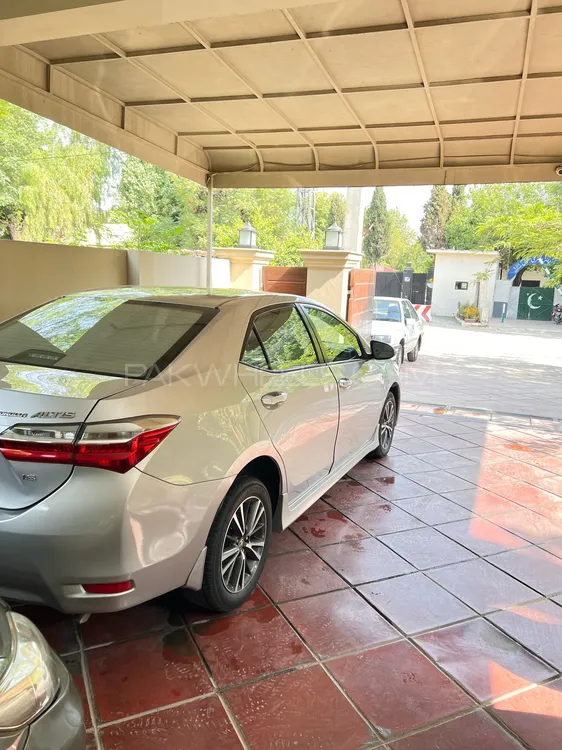 Toyota Corolla 2020 for Sale in Islamabad Image-1