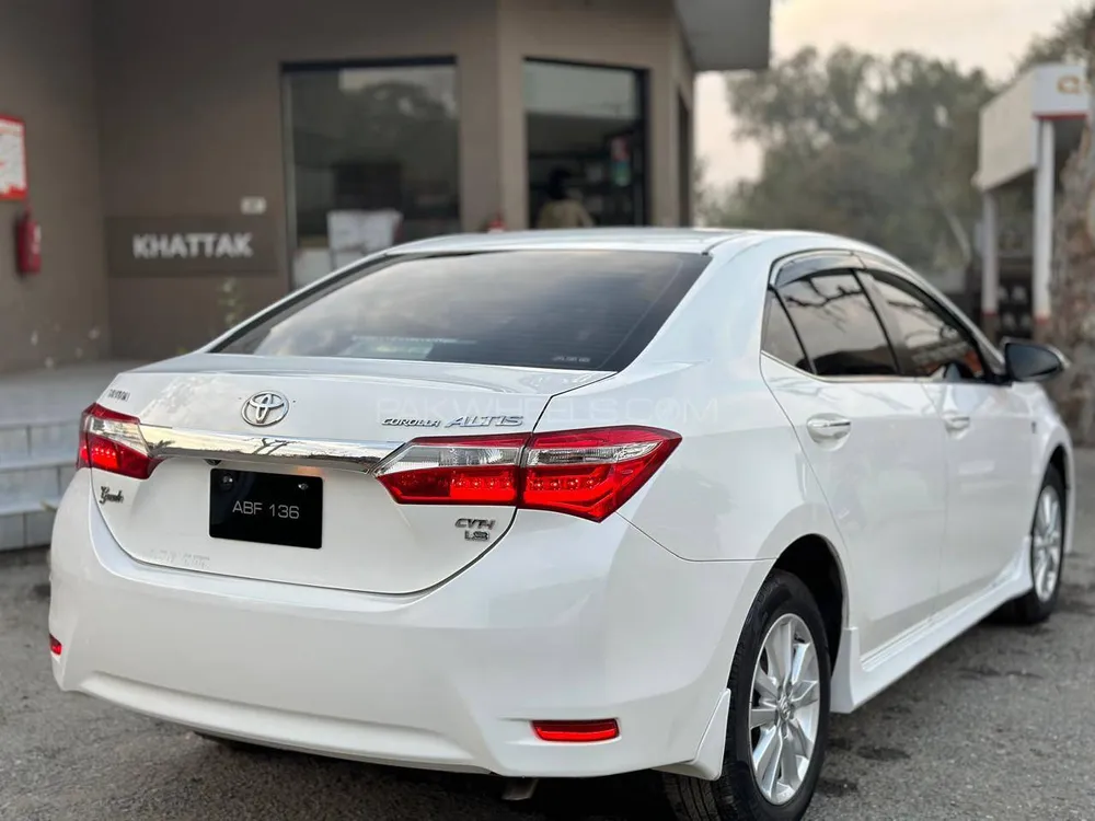Toyota Corolla 2016 for Sale in Jehangira Image-1