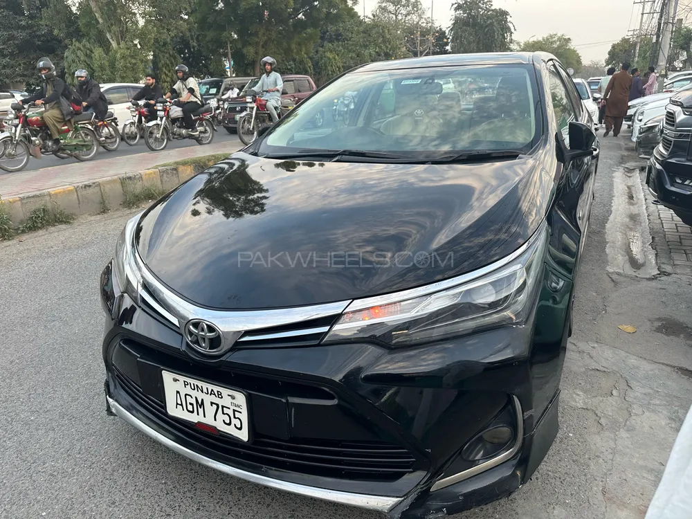 Toyota Corolla 2019 for Sale in Lahore Image-1