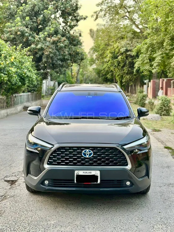 Toyota Corolla Cross 2025 for Sale in Lahore Image-1