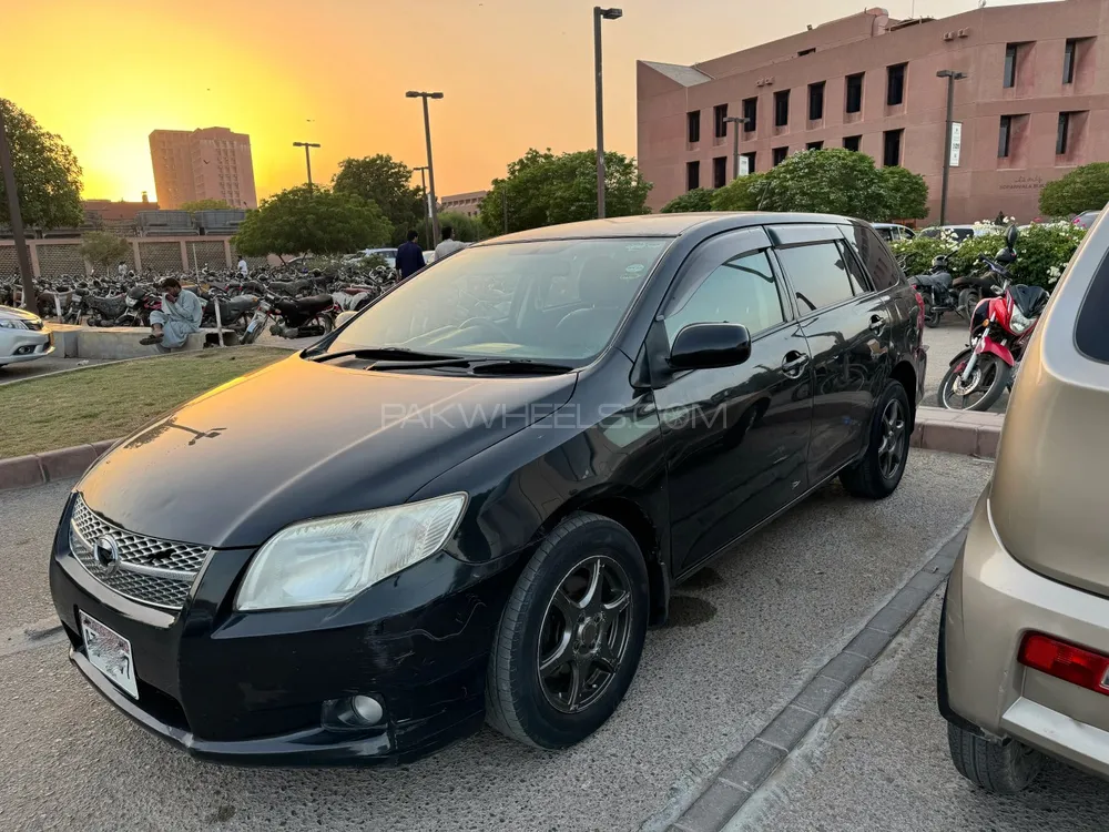 Toyota Corolla Fielder 2007 for Sale in Karachi Image-1