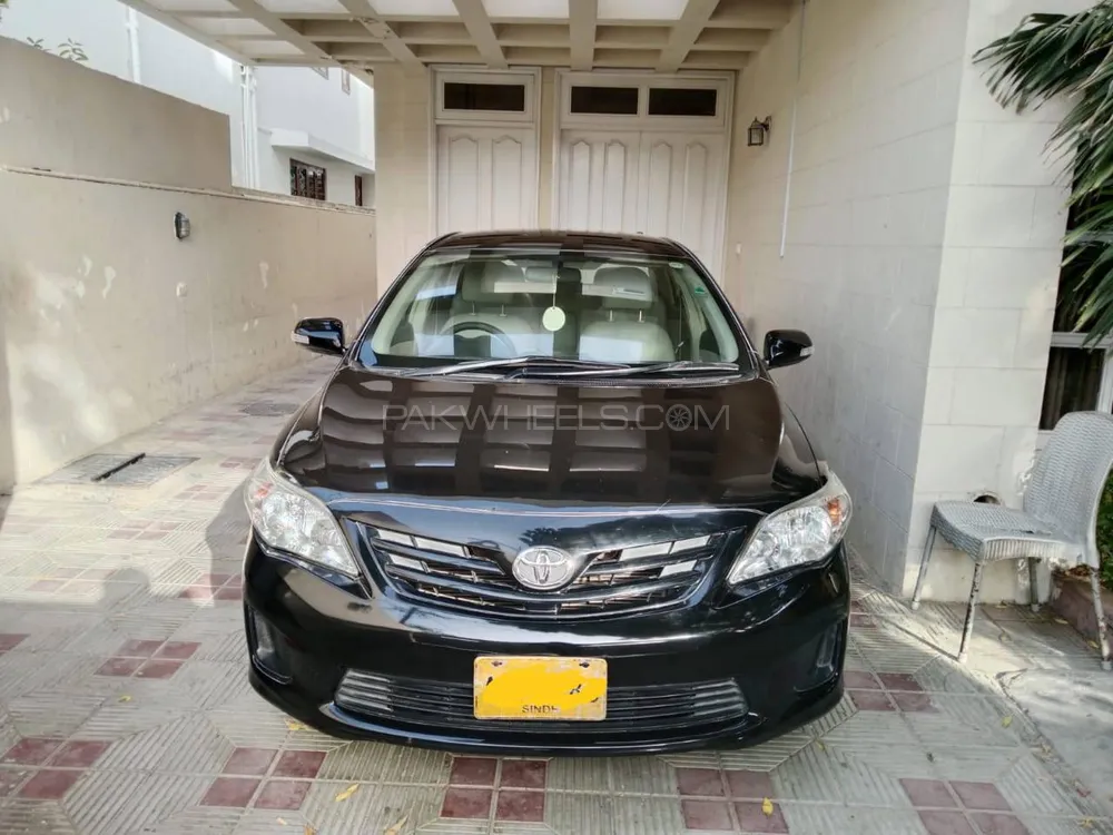 Toyota Corolla 2011 for Sale in Karachi Image-1