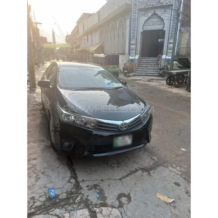 Toyota Corolla 2015 for Sale in Sialkot Image-1