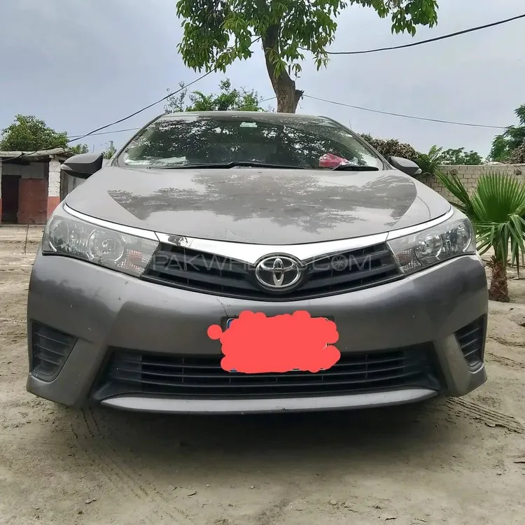 Toyota Corolla 2015 for Sale in Peshawar Image-1