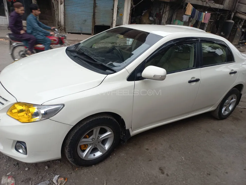 Toyota Corolla 2013 for Sale in Rawalpindi Image-1