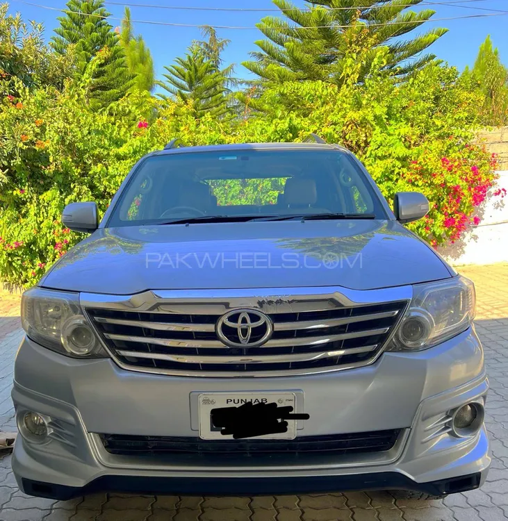 Toyota Fortuner 2013 for Sale in Mansehra Image-1