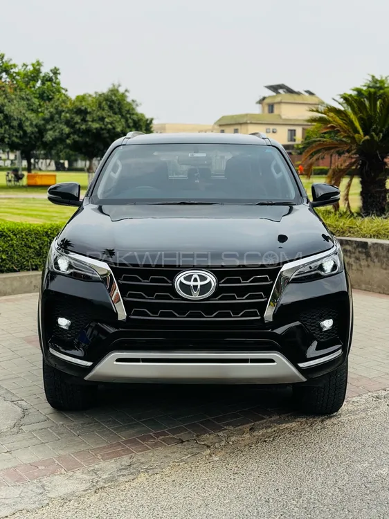Toyota Fortuner 2022 for Sale in Gujranwala Image-1