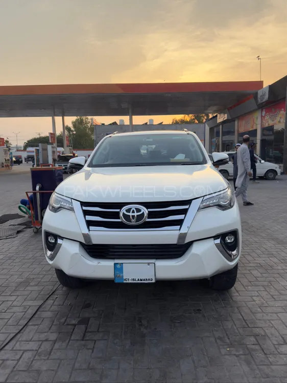 Toyota Fortuner 2021 for Sale in Sialkot Image-1