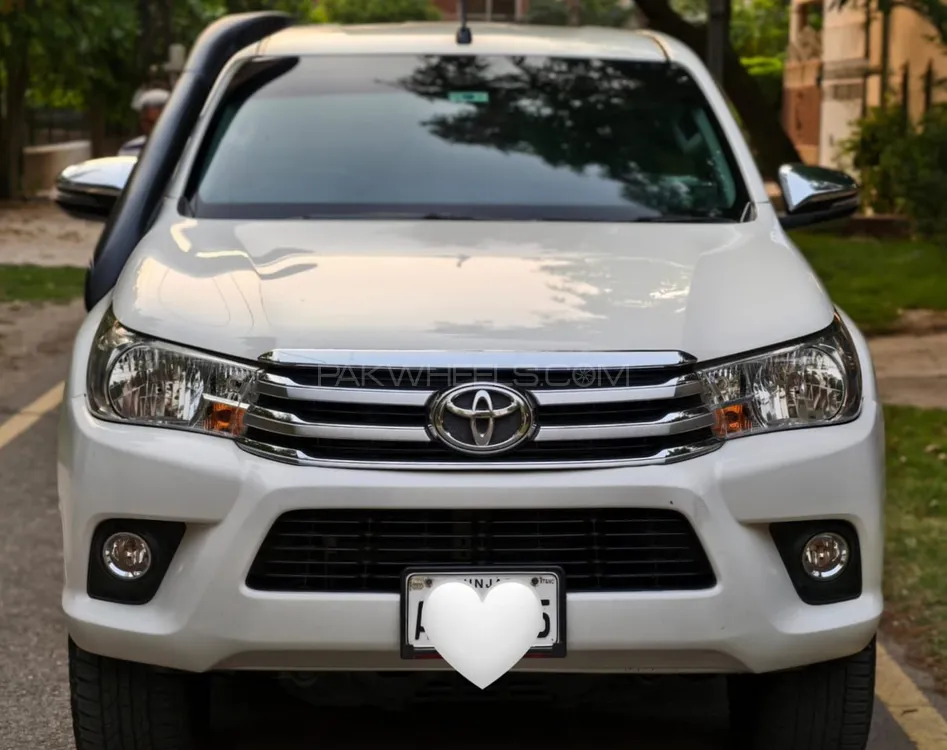 Toyota Hilux 2020 for Sale in Lahore Image-1