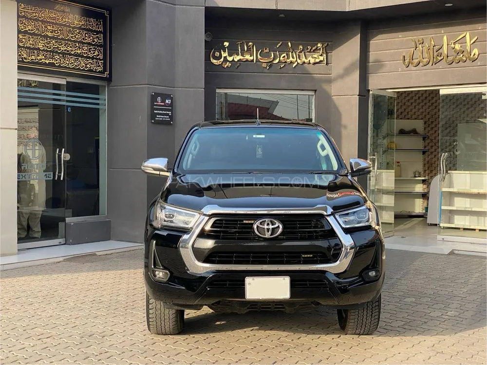 Toyota Hilux 2022 for Sale in Multan Image-1