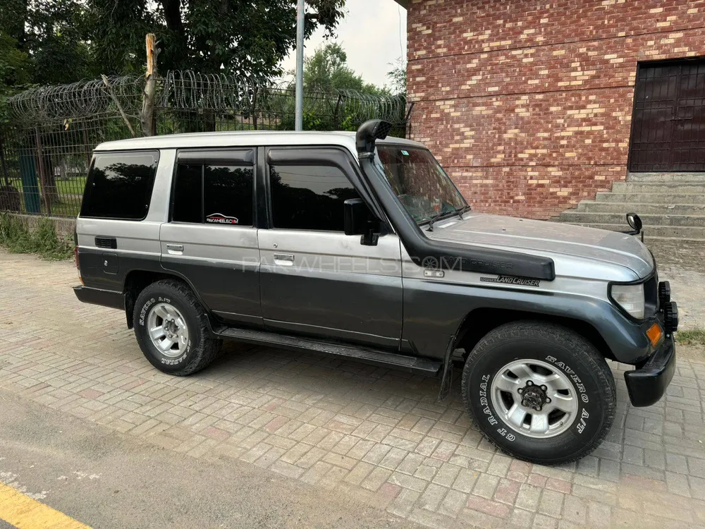 Toyota Prado 1990 for Sale in Lahore Image-1