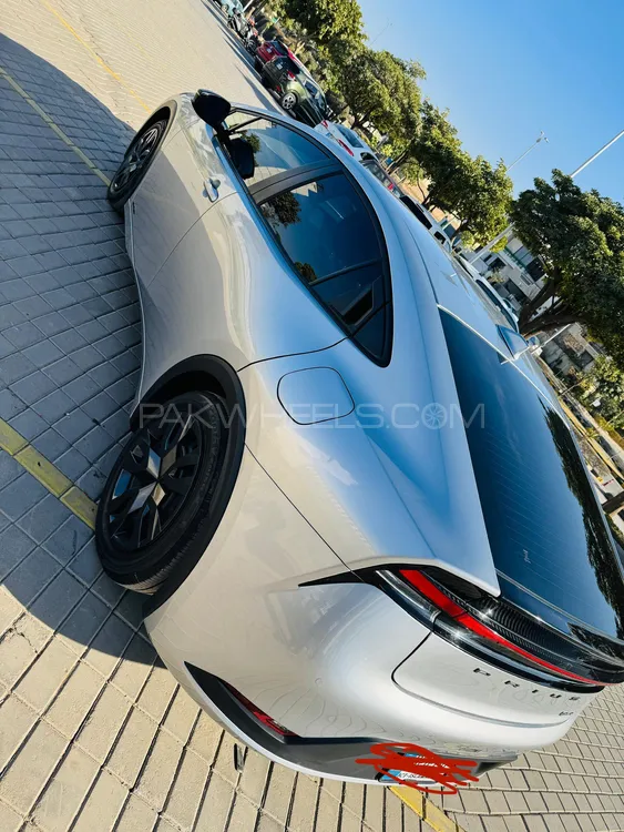 Toyota Prius 2023 for Sale in Islamabad Toyota Prius 2023 for Sale in Islamabad Image-4