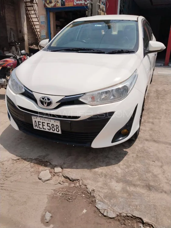 Toyota Yaris Sedan 2021 for Sale in Mian Channu Image-1